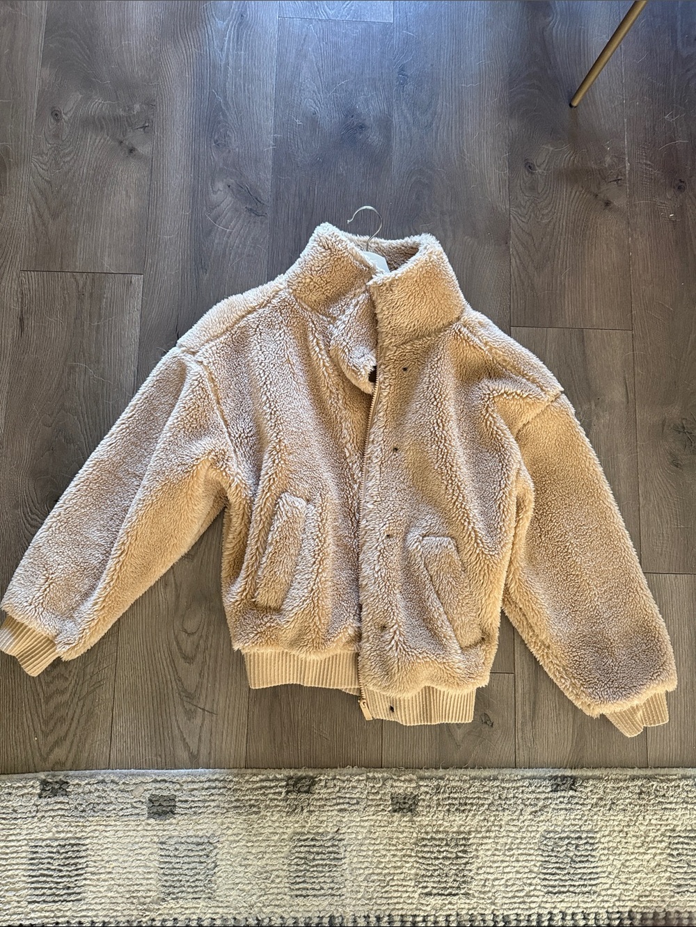 Alo Yoga Plush Jacket - Cream